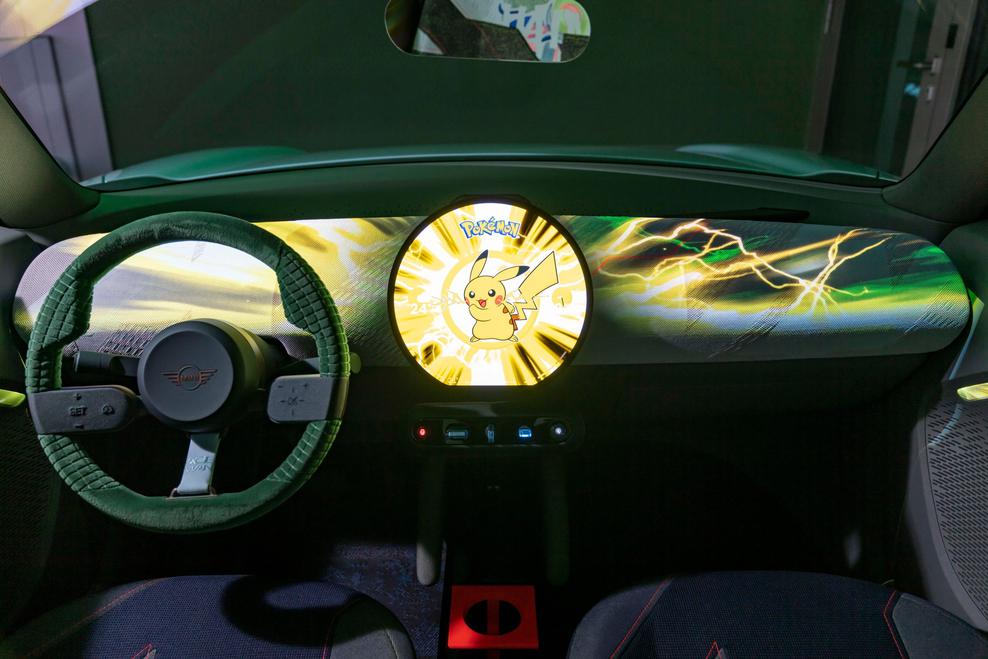 Mini stellte auf der Gamescom 2022 das Concept Car mit Pokmon-Elementen vor - und Reddit-NutzerInnen durften mitreden. (Bild: MINI)