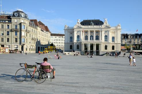 Zrich Opernplatz (Bild: Pixabay / CC0)