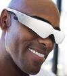 Bei vielen Videos sind Nutzer sogar auf beiden Augen blind (Bild: www.zeiss.de)