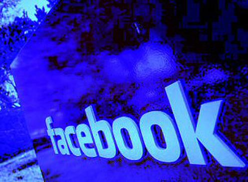 Facebook akquiriert oder klont Dienste, die die junge Zielgruppe binden (Bild: Ziare)