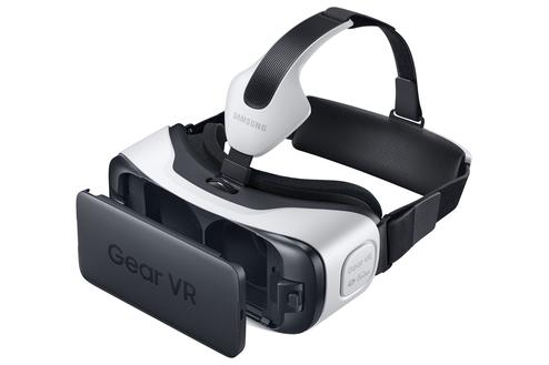 Smartphone wird eingeklipst: Die 'Samsung Gear VR Innovator Edition for S6' (Bild: Samsung)