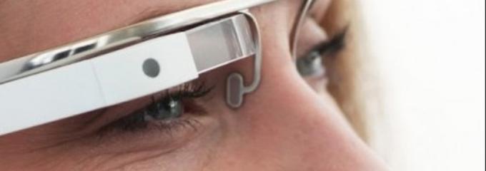 An Google Glasses ist Intel bereits beteiligt (Bild: Google)