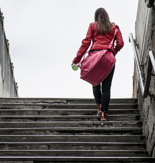 Jede Stufe auf dem Weg zum etablierten Unternehmen birgt Risiken (Bild: Michele Ursino  Flickr CC by sa)