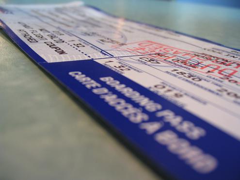 Flugtickets werden im Verlauf der Buchung oft immer teurer, bemngelt die Stiftung Warentest (Bild: SXC.hu/Alex Koulintchenko)