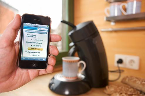 Internet der Dinge: Fr diejenigen, die weder auf Smartphone noch auf Kaffeemaschine als Tagesstarter verzichten wollen (Bild: Deutsche Telekom)