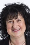 Ihre Referentin: Michela Beckenbach, Qualtrics Ihre Referentin: Michela Beckenbach, Qualtrics