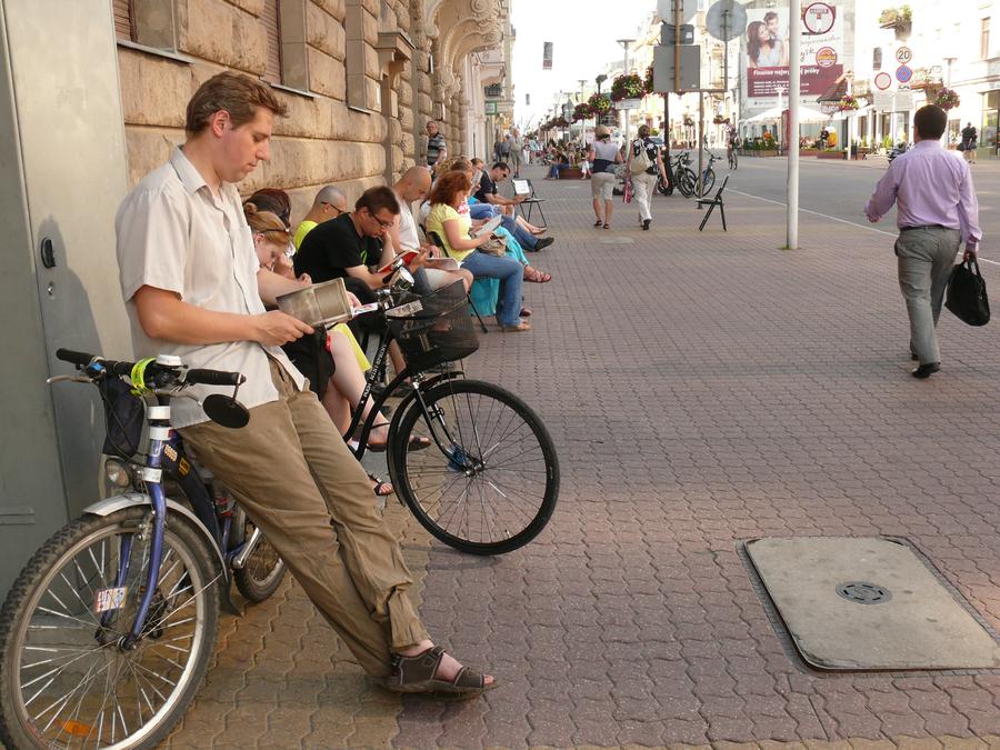Es wird mehr gelesen i Deutschland - zumindest ein bisschen (Bild: Ixtlilto)