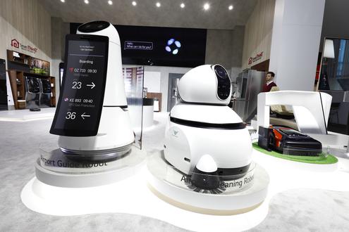 Haushaltsroboter auf der CES (2017) (Bild: LG Electronics)