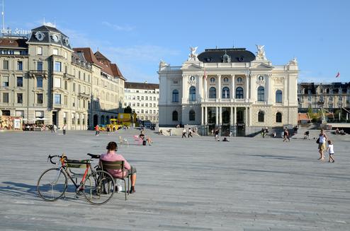 Zürich Opernplatz (Bild: Pixabay / CC0) Zürich Opernplatz (Bild: Pixabay / CC0)