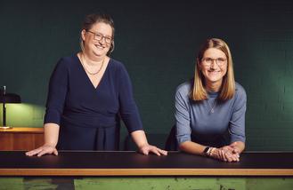 Bei der Otto-Group bernehmen die Frauen das Ruder:  Petra Scharner-Wolff (52) und  Katy Roewer (48) (Otto Group)