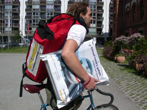 Auch Fahrradkuriere übernehmen SDD-Aufgaben (Bild: Time:Matters)