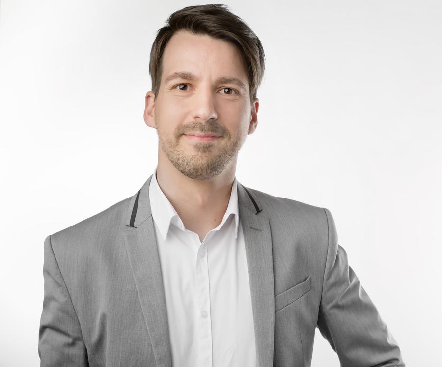  (Stefan Trebbin)