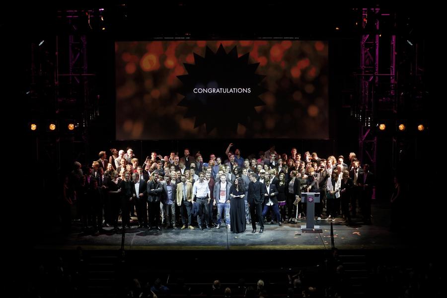  (ADC)