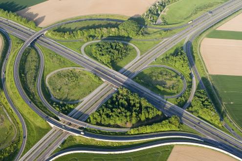 Wie verschiedene umsatztreibende Kanle den Gesamtumsatz sttzen knnen (Bild: Rolf van Melis_pixelio)