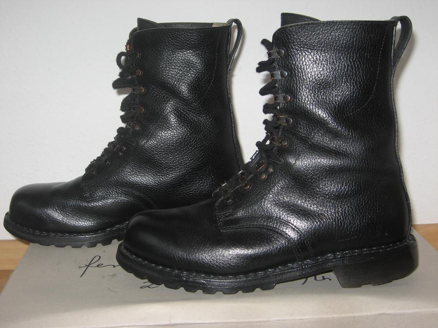 Corona hin, COVID-19 her. Die Mehrheit der Top-1.000-Onlineshops zieht ihren Kommunikationsstiefel durch (M.Leifheit)