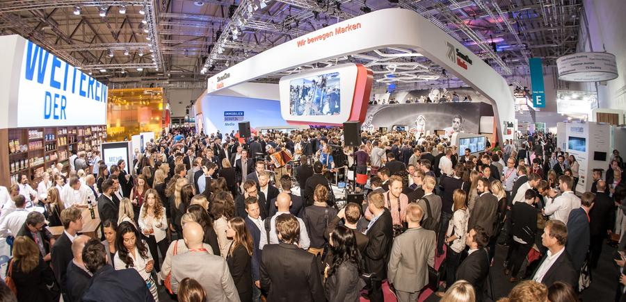 Voll war's: Die Dmexco erreichte 2014 einen Stimmungs- und Besucherhöhepunkt. Die Branche war unter sich und gut gelaunt. (2014 Dmexco)