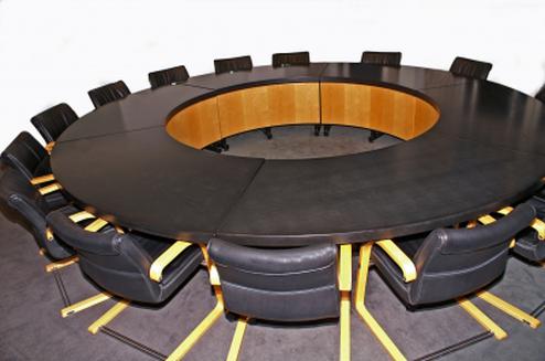 Am Ende des Beratungsgesprächs stehen Agenturen oft mit leeren Händen da (Bild: Pixelio Hofschläger) Am Ende des Beratungsgesprächs stehen Agenturen oft mit leeren Händen da (Bild: Pixelio Hofschläger)