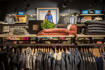 Nach Nur Acht Monaten Peek Cloppenburg Stellt Curated Shopping Ein
