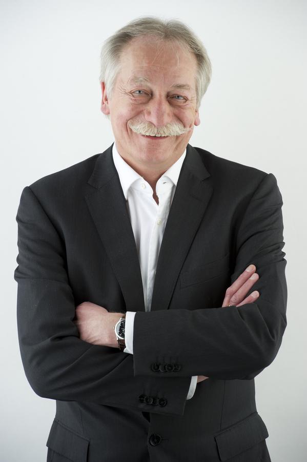 Thomas Koch ist einer der profiliertesten Media-Experten Deutschlands. (Bild: Clap/Jens Bruchhaus & Michael Ingenweyen)