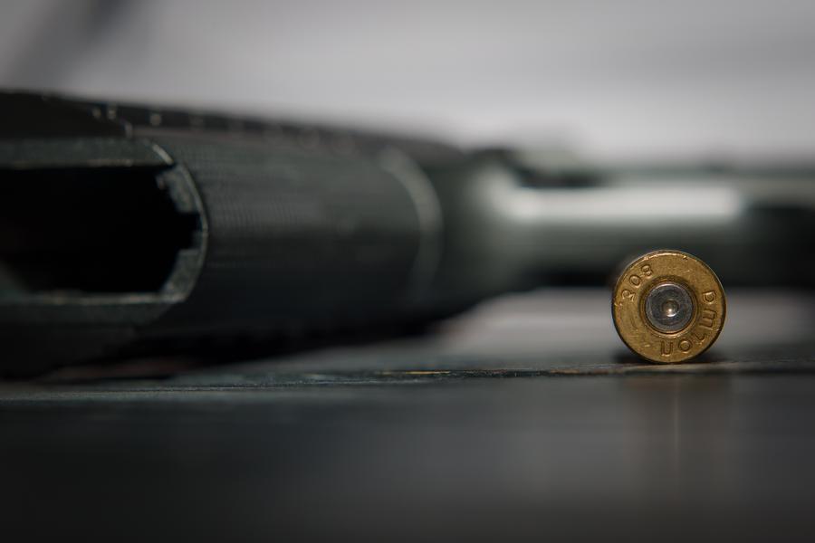 Das bessere Schrotgewehr: So bezeichnen die beiden ein Leadtool, dass auch in Zukunft die Ansprache von Neukunden ohne Consent erlaubt. (Pxhere CC0)