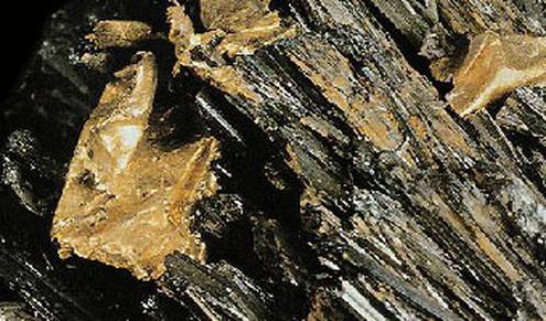  (Bild: sk:Wikipdia:Zdroje/mineraly)
