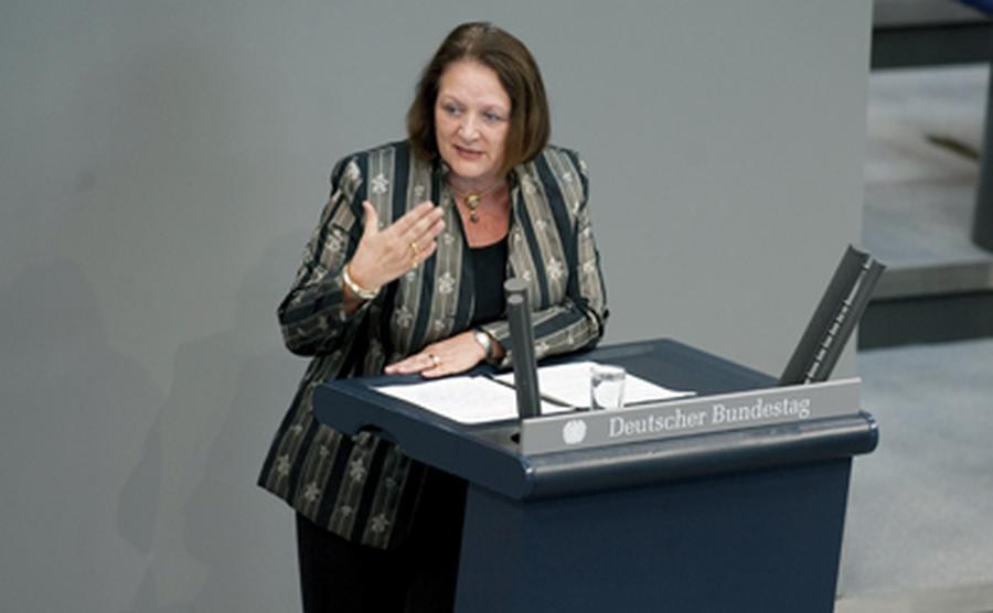 Bei ihr scheinen manche gleiche als andere: Die oberste Hüterin der Gesetze, Bundesjustizministerin Leuthheusser-Schnarrenberg (Bild: Bundesregierung)