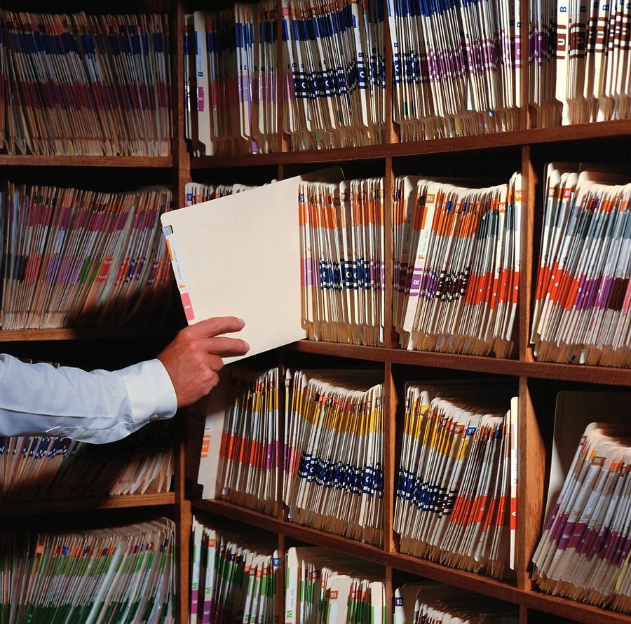 Viele kleinere Onlinehändler kritisieren, die viele Bürokratie, mit der sie sich rumschlagen müssen (Bild: Microsoft)
