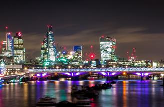Wenn es Nacht wird ber London (skeeze / pixabay.com)