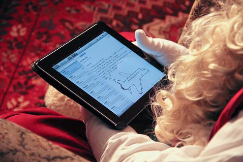 Auch Weihnachtsmnner kaufen ihre Tablets mehrheitlich online (Bild:  SuperJet International/Flickr)
