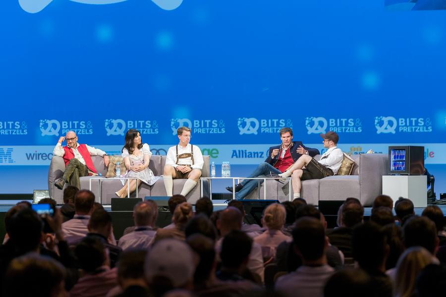 'Die Höhle der Löwen'-Juroren auf der Bits &#38; Pretzels 2016 (Bild: Bits & Pretzels/Dan Taylor)
