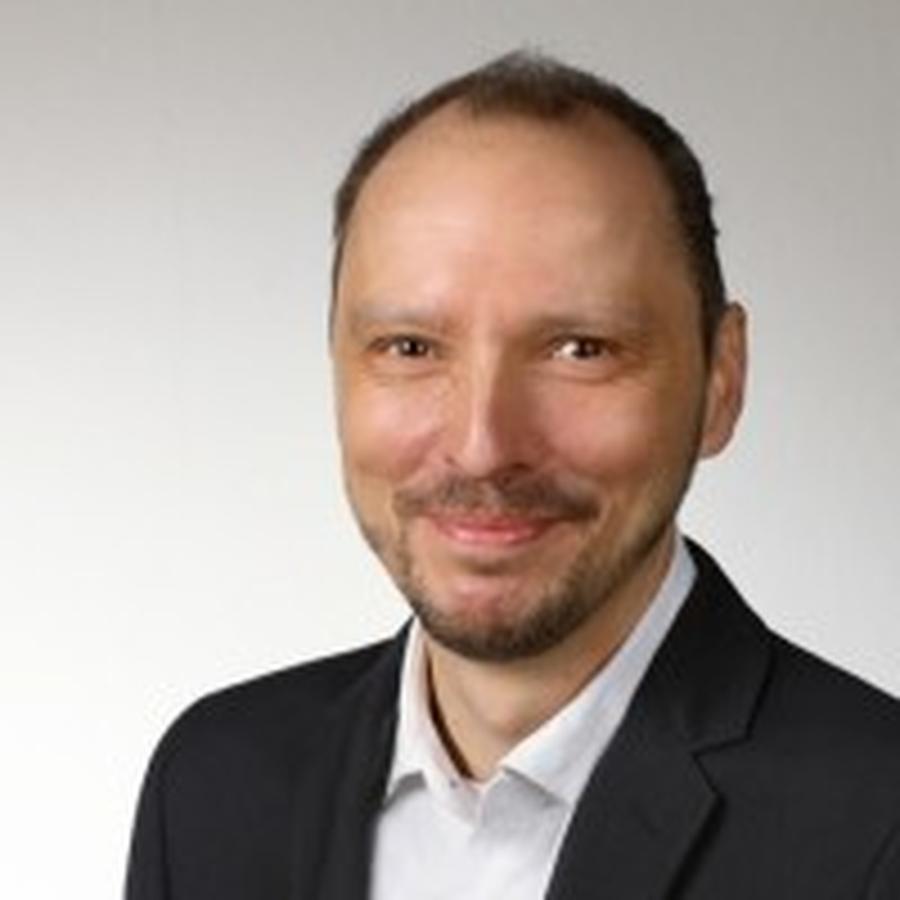  (Gilbert Schwartmann)