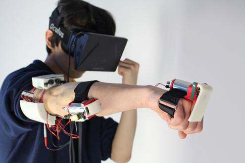 Virtuelles Boxen haptisch erleben, das geht mit dem Prototyp Impacto des HPI (Bild: Hasso-Plattner-Institut)